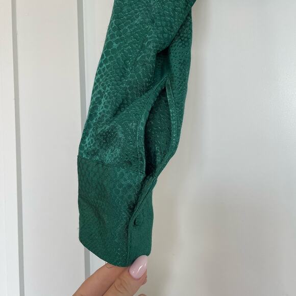 NBD Green Crop Top - Picture 11 of 12